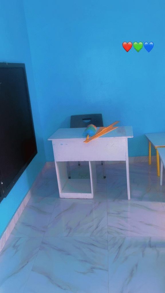 groupe scolaire lena saly bureau professeur